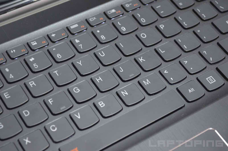 Lenovo U530 Touch - 59421177 / 59427841 Keyboard Close-Up